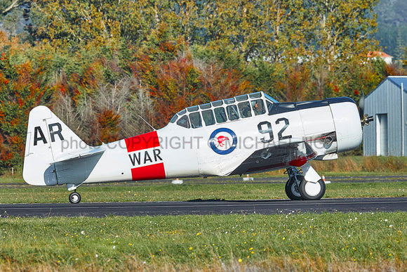 Warbirds - Harvard #4